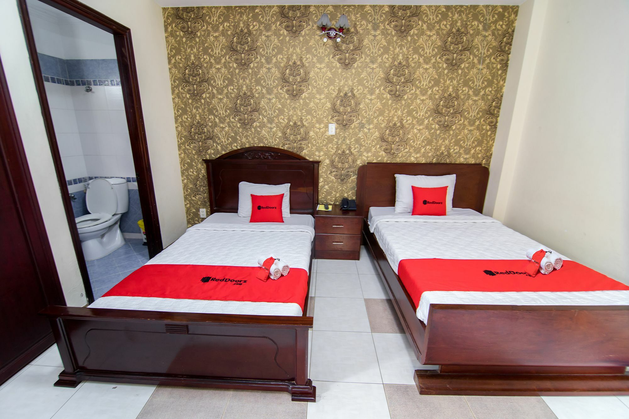 Reddoorz Near 23Rd September Park Otel Ho Şi Min Dış mekan fotoğraf