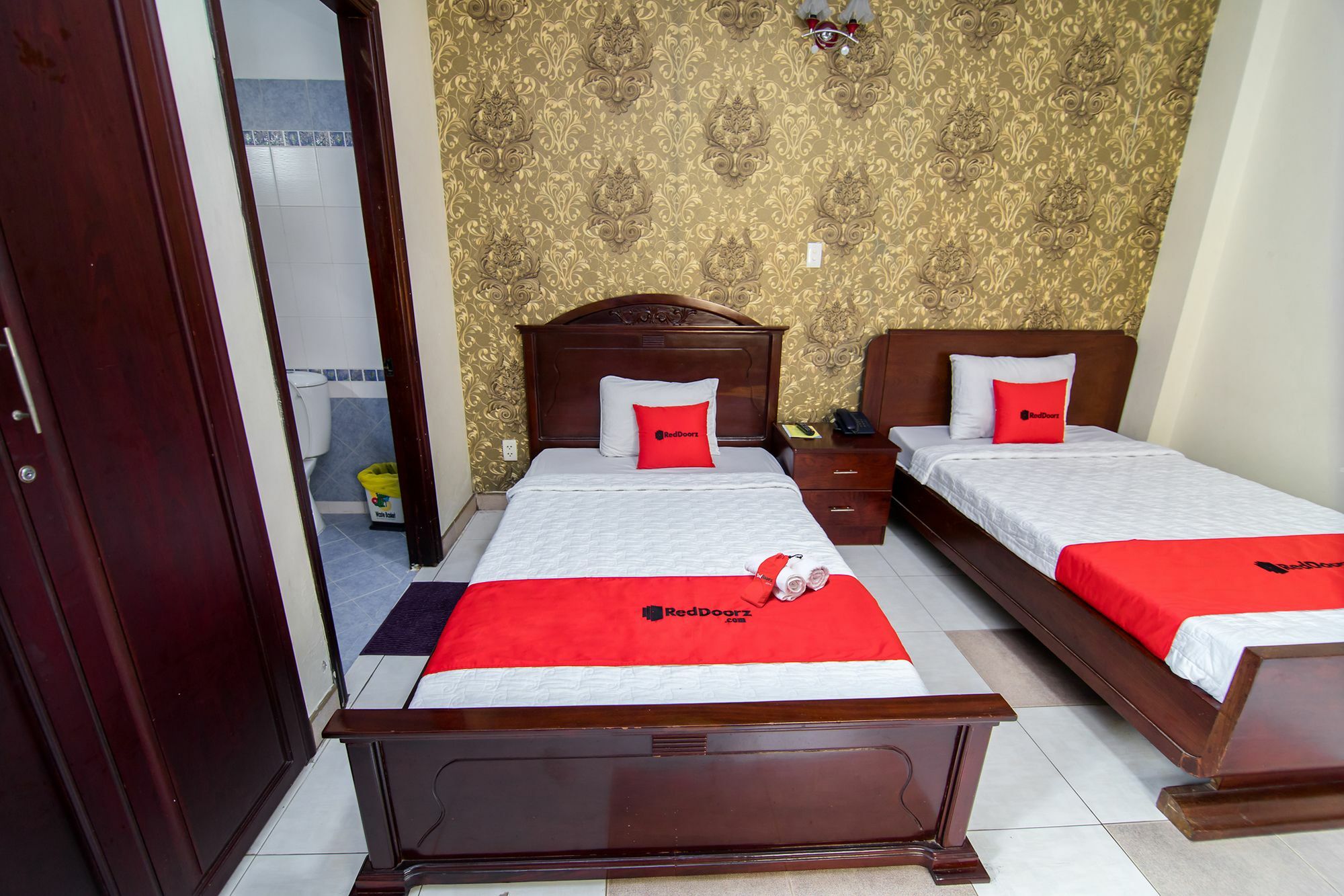 Reddoorz Near 23Rd September Park Otel Ho Şi Min Dış mekan fotoğraf