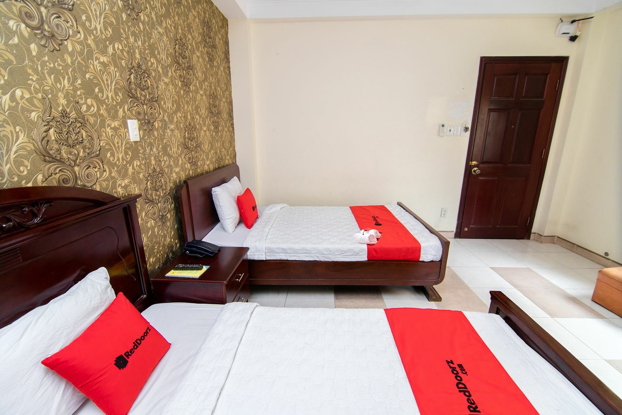Reddoorz Near 23Rd September Park Otel Ho Şi Min Dış mekan fotoğraf