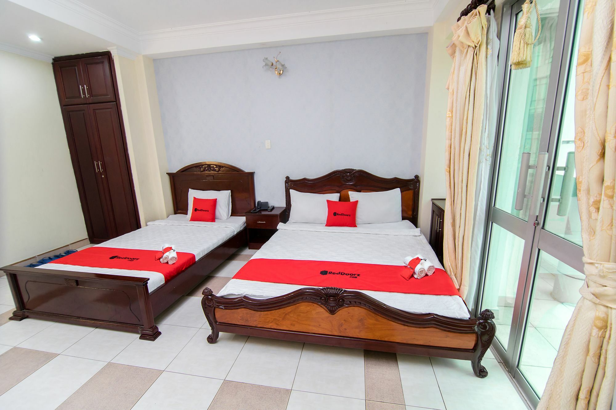 Reddoorz Near 23Rd September Park Otel Ho Şi Min Dış mekan fotoğraf